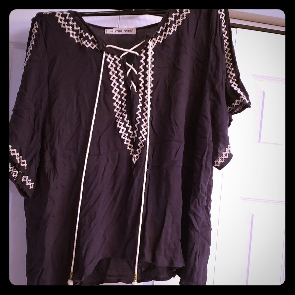 Maurices cold shoulder blouse
